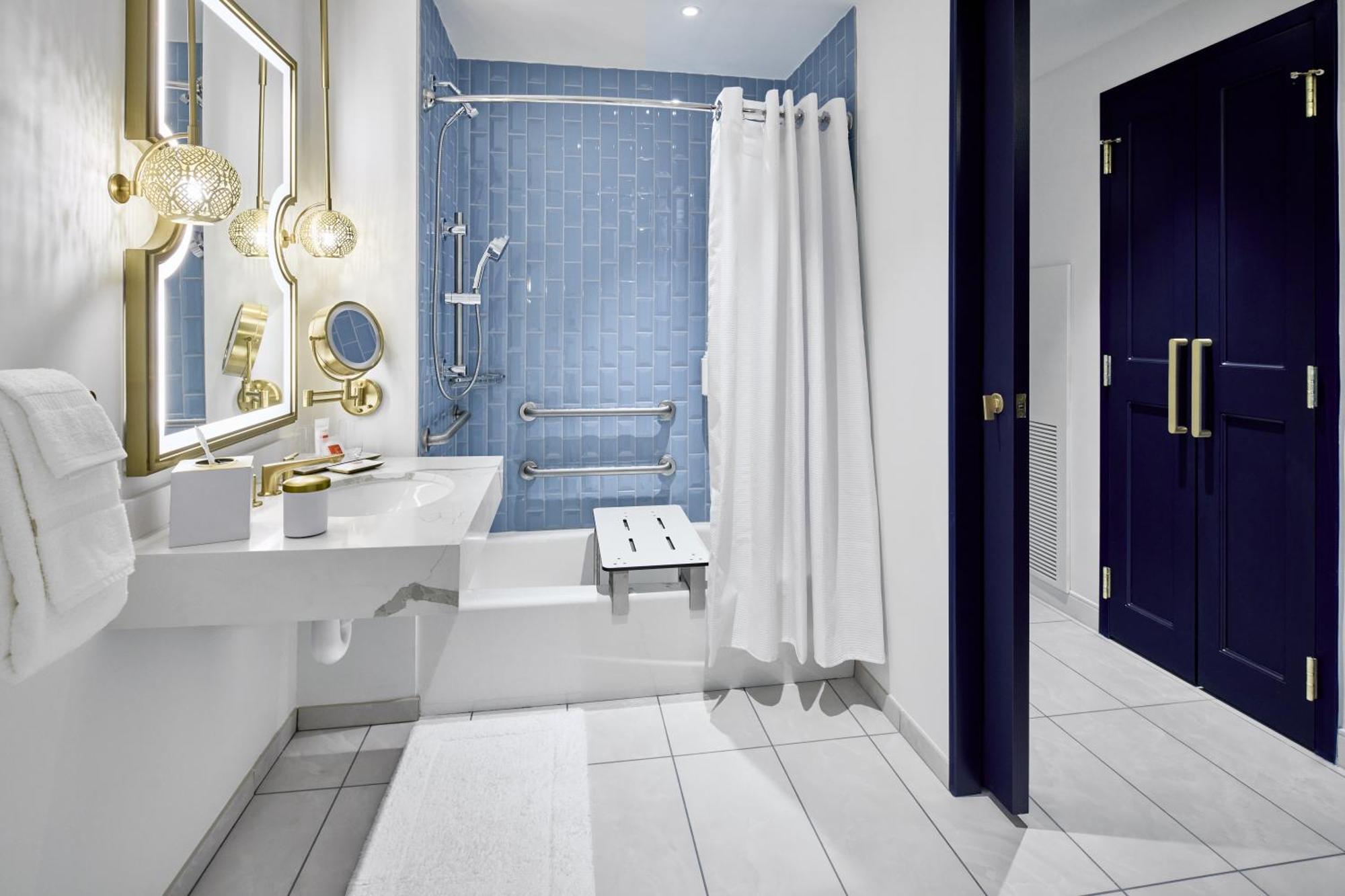 Universal'S Helios Grand Hotel, A Loews Hotel Williamsburg Экстерьер фото